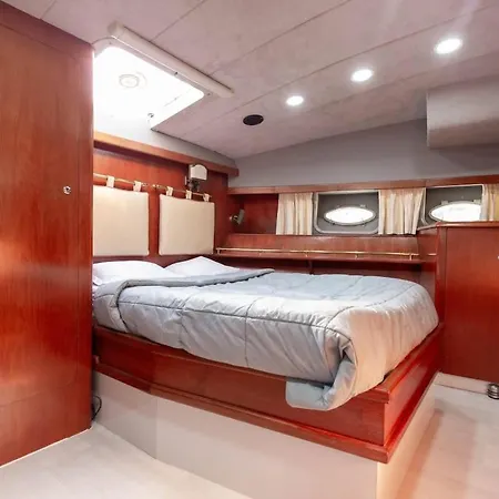 Yacht Evasion - Bateau Insolite Botel La Rochelle (Charente-Maritime)