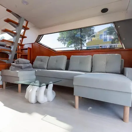 Yacht Evasion La Rochelle - Bateau Insolite *