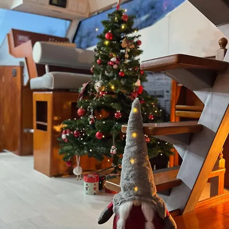 Yacht Evasion - Bateau Insolite * La Rochelle (Charente-Maritime)