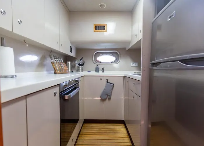 Yacht Evasion - Bateau Insolite Botel *